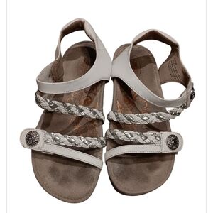 Aetrex White Braided Sandals Sz 6.5